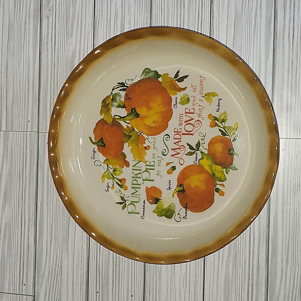 Nantucket Pumpkin 10 inch Pie Plate